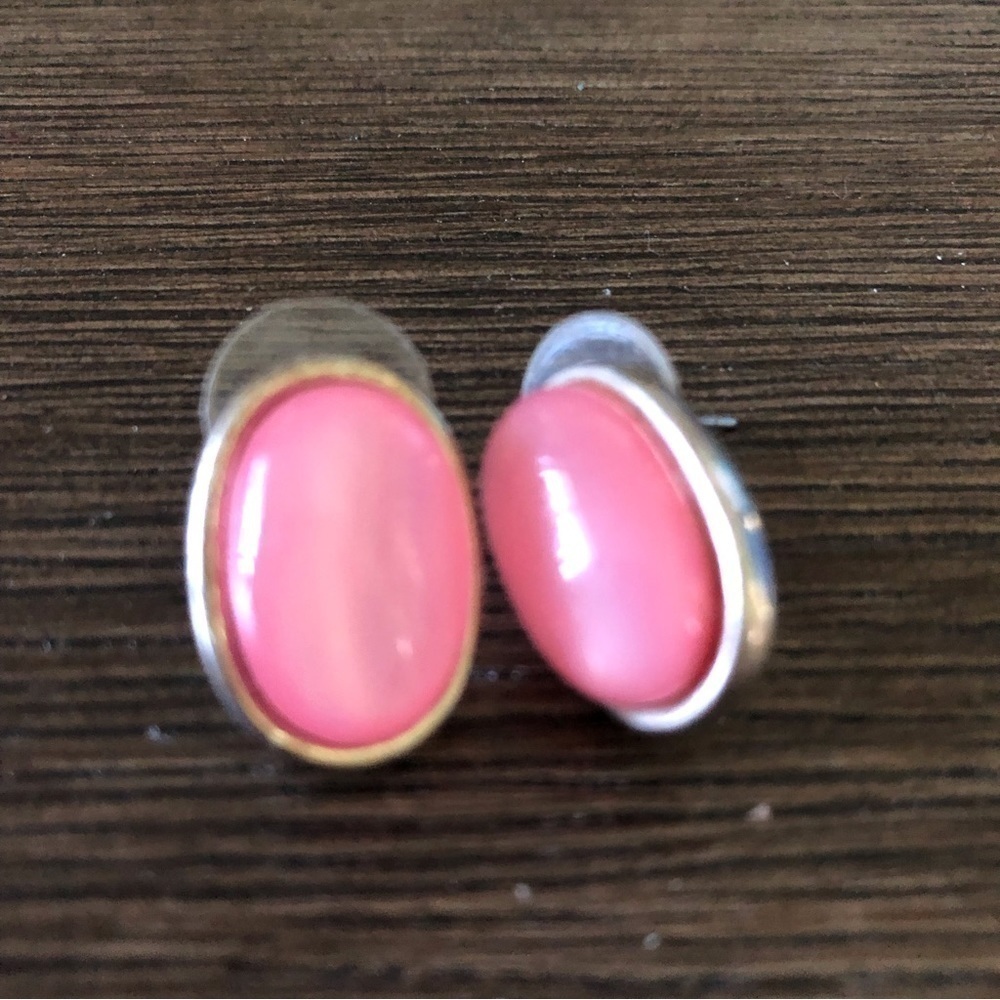 Pink and sliver metal stud earrings